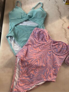 Billabong Women’s Twisted Front Aqua & Pink Zebra Print One-Piece Swimsuit
